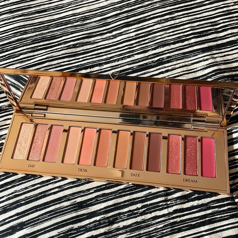 CHARLOTTE TILBURY PILLOW TALK INSTANT EYE PALETTE (LIMITED EDITION)